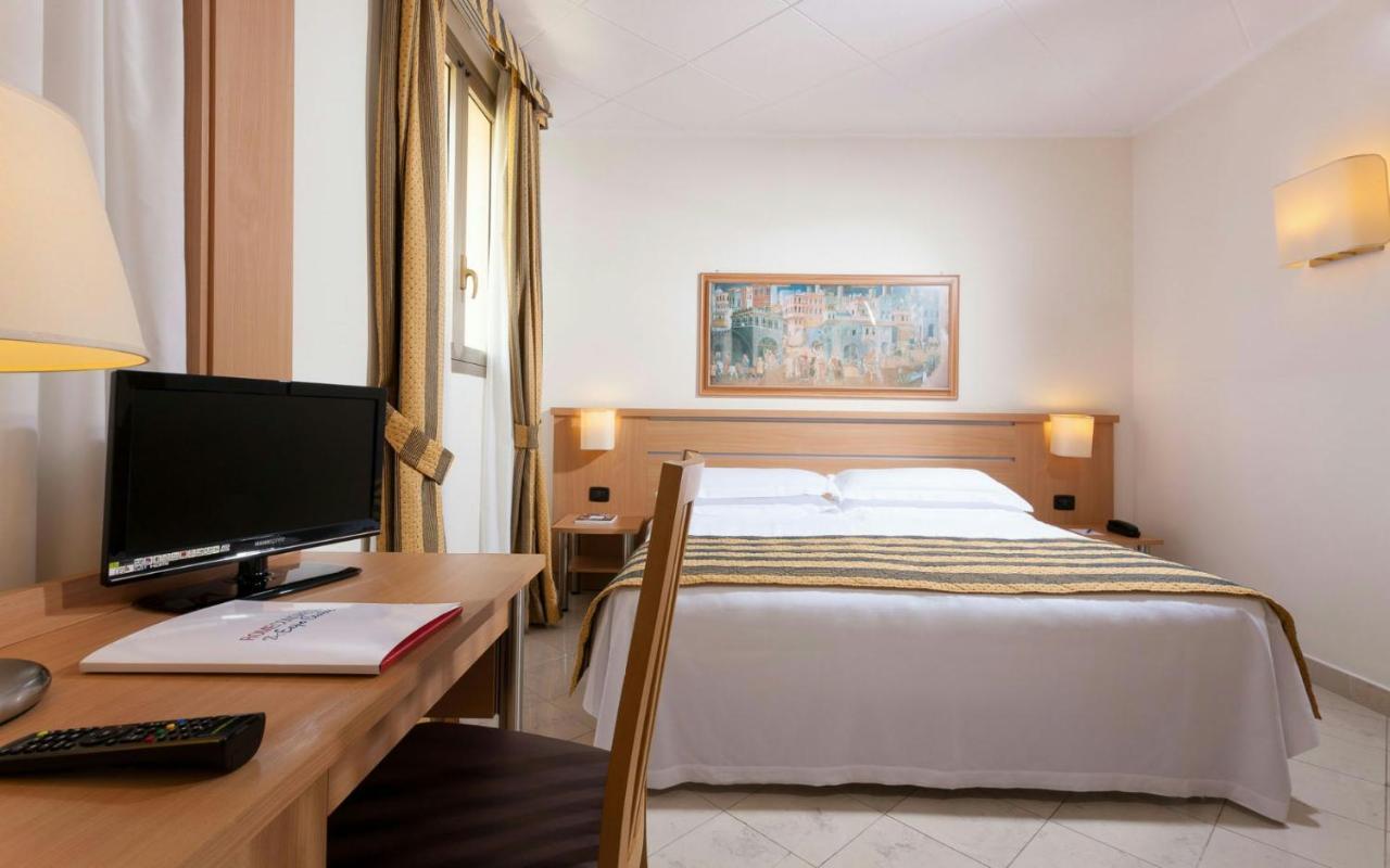 The Church Village Rome Room photo
